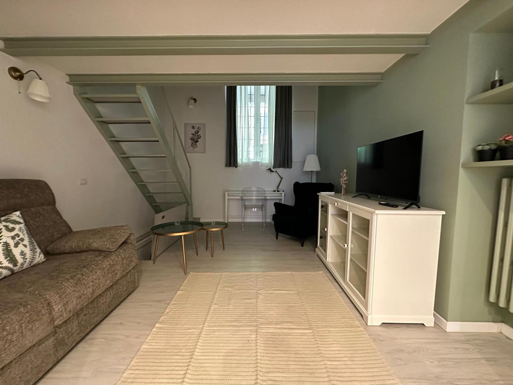 Flowers, A Cozy Suite In Milan Milão Exterior foto